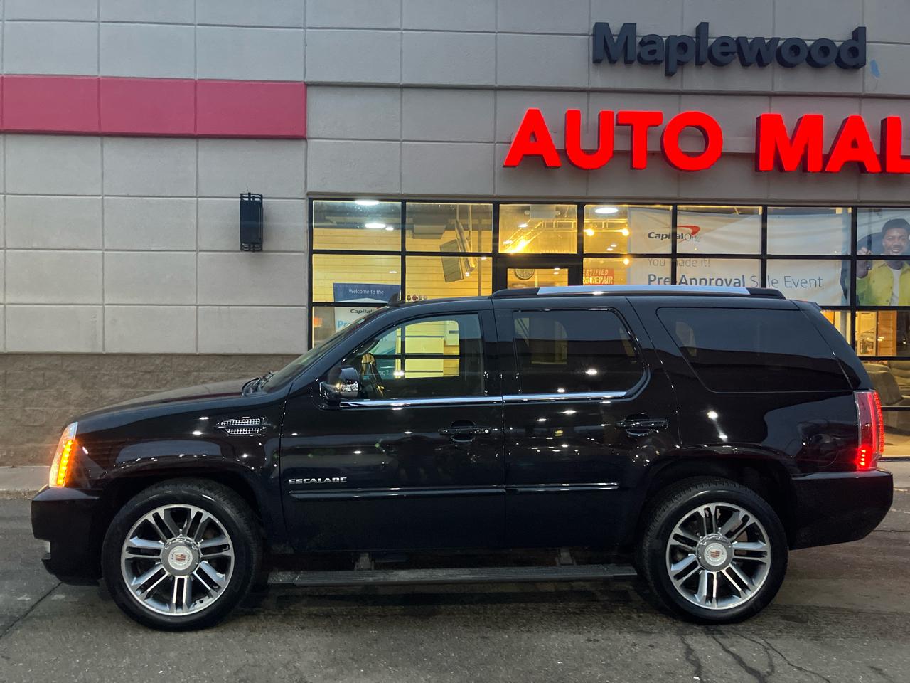 Cadillac Escalade AWD Premium 2012