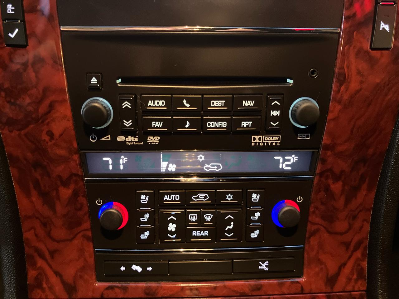 Cadillac Escalade AWD Premium 2012