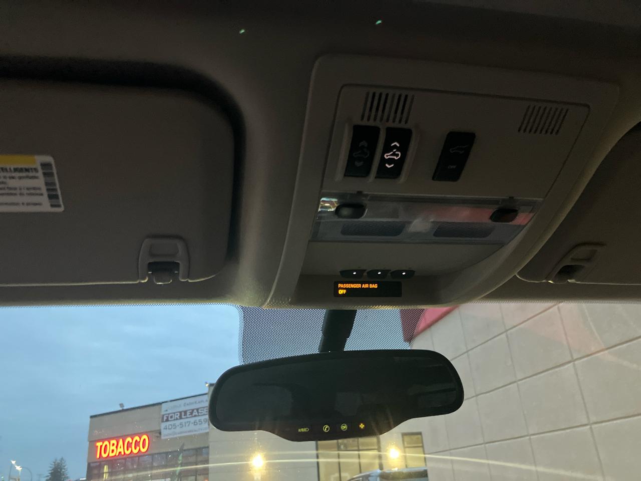 Cadillac Escalade AWD Premium 2012