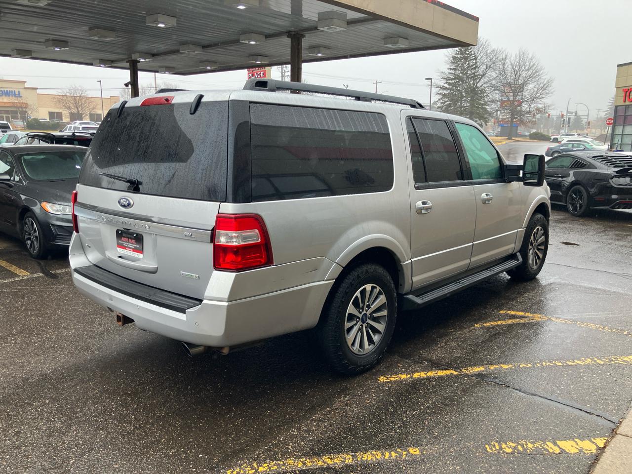 Ford Expedition EL XLT 4WD 2015