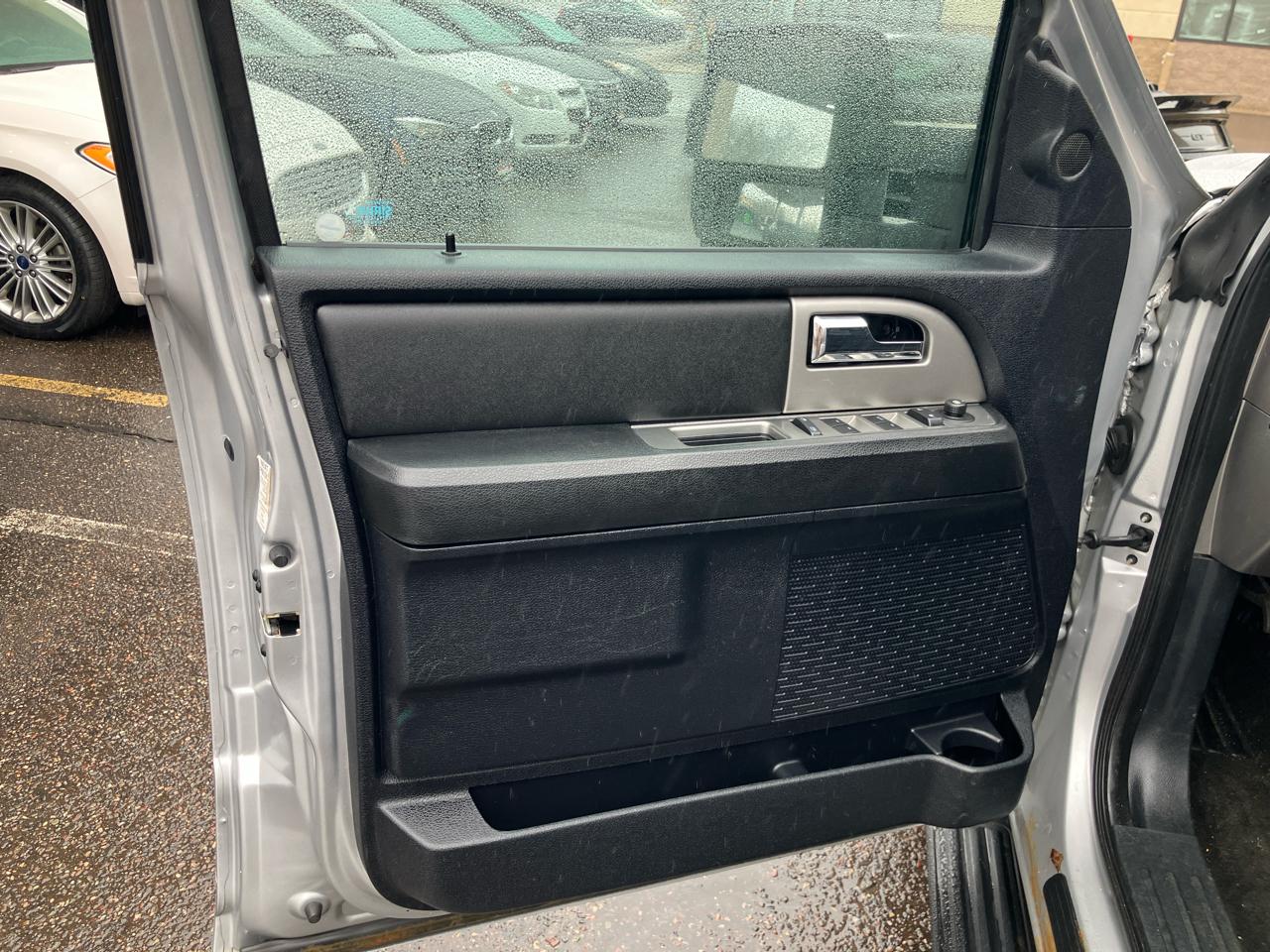 Ford Expedition EL XLT 4WD 2015