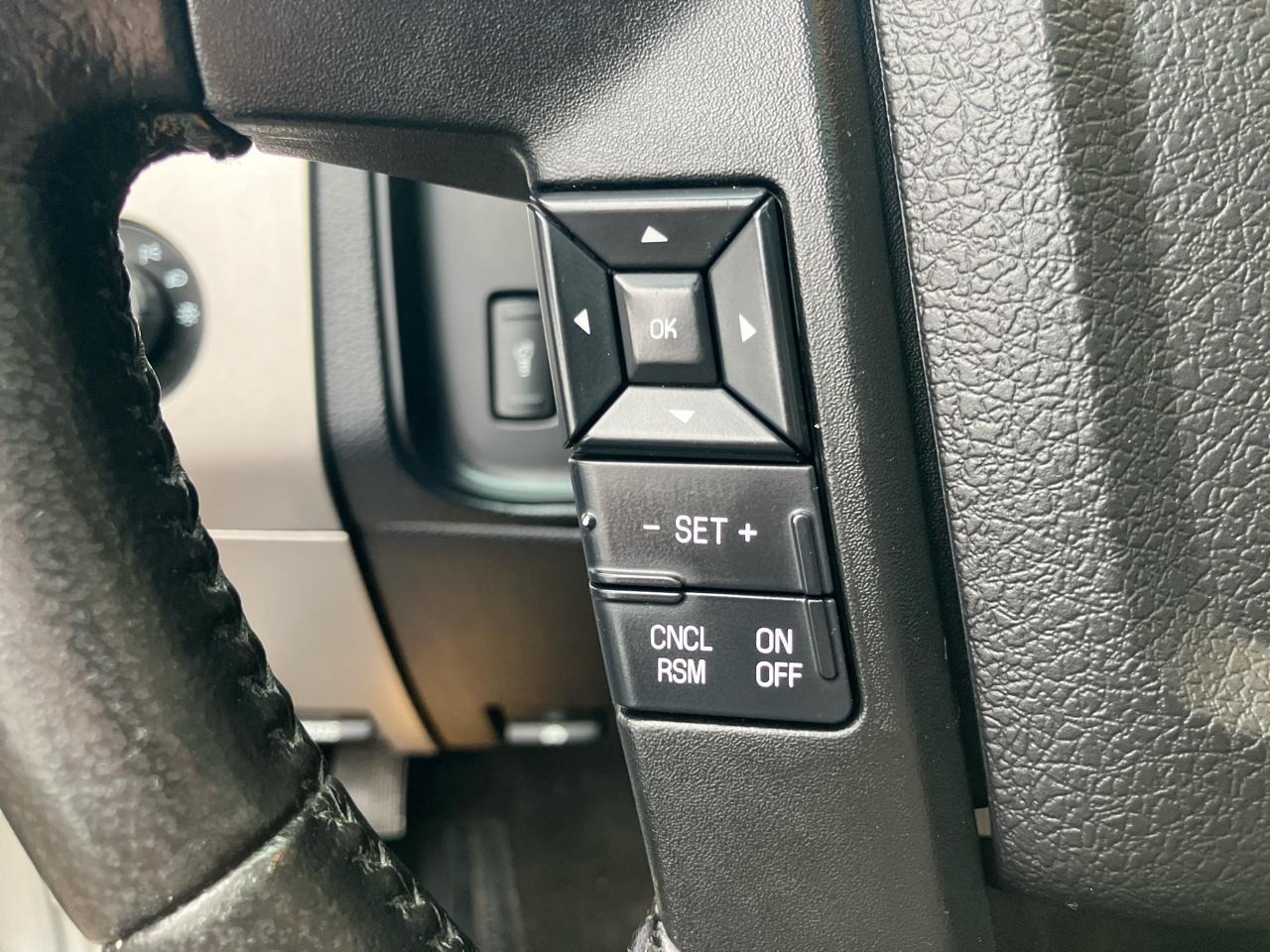 Ford Expedition EL XLT 4WD 2015