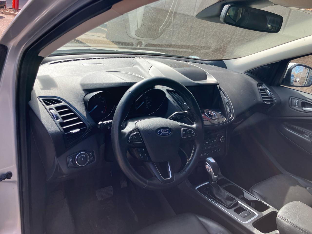 Ford Escape Titanium 4WD 2019