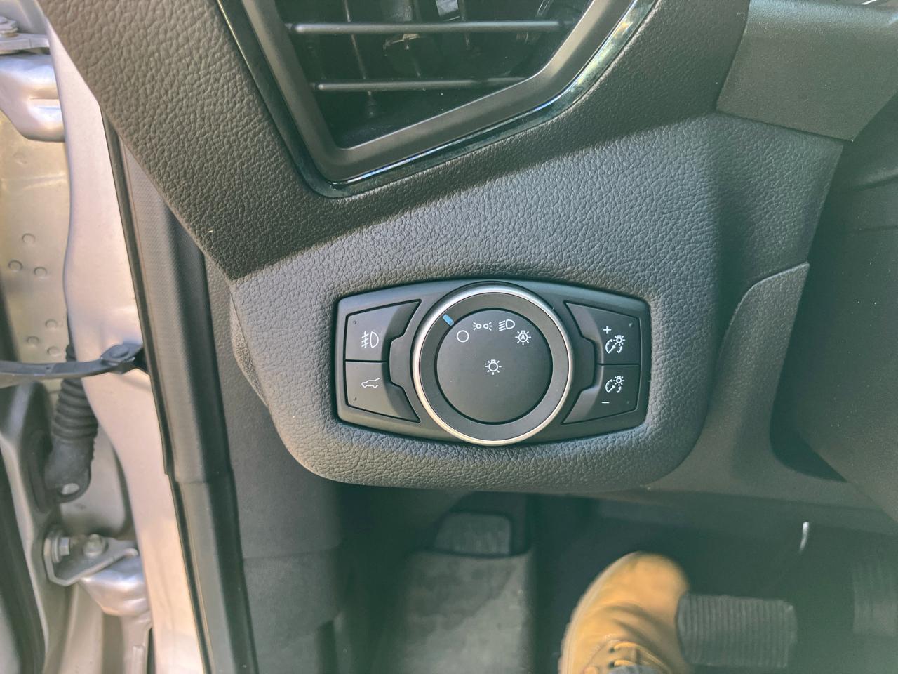 Ford Escape Titanium 4WD 2019