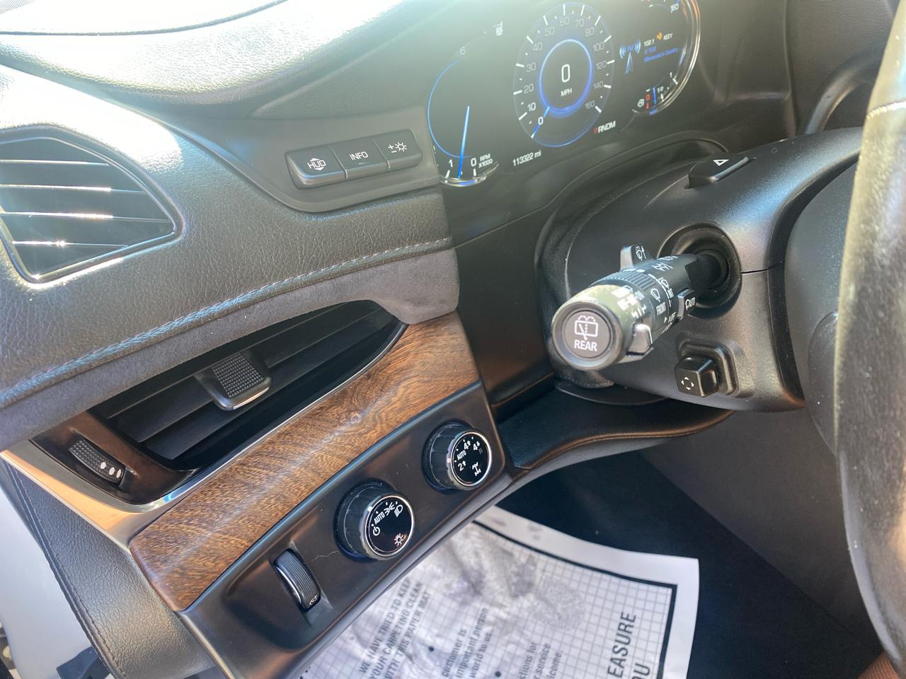 Cadillac Escalade Premium 4WD 2016