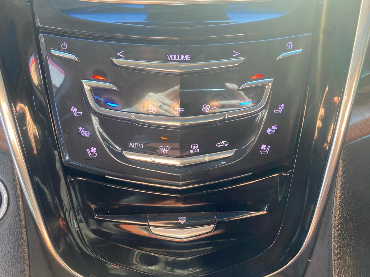 Cadillac Escalade Premium 4WD 2016