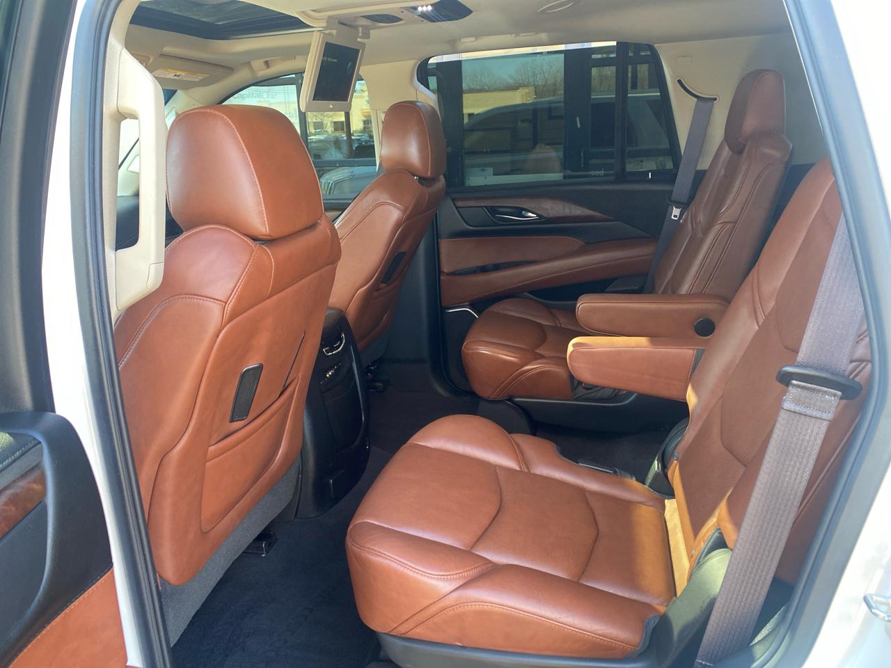 Cadillac Escalade Premium 4WD 2016