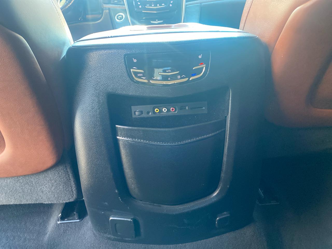 Cadillac Escalade Premium 4WD 2016