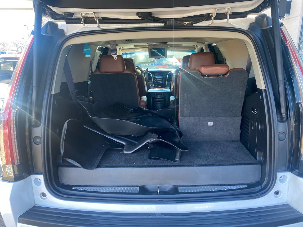 Cadillac Escalade Premium 4WD 2016