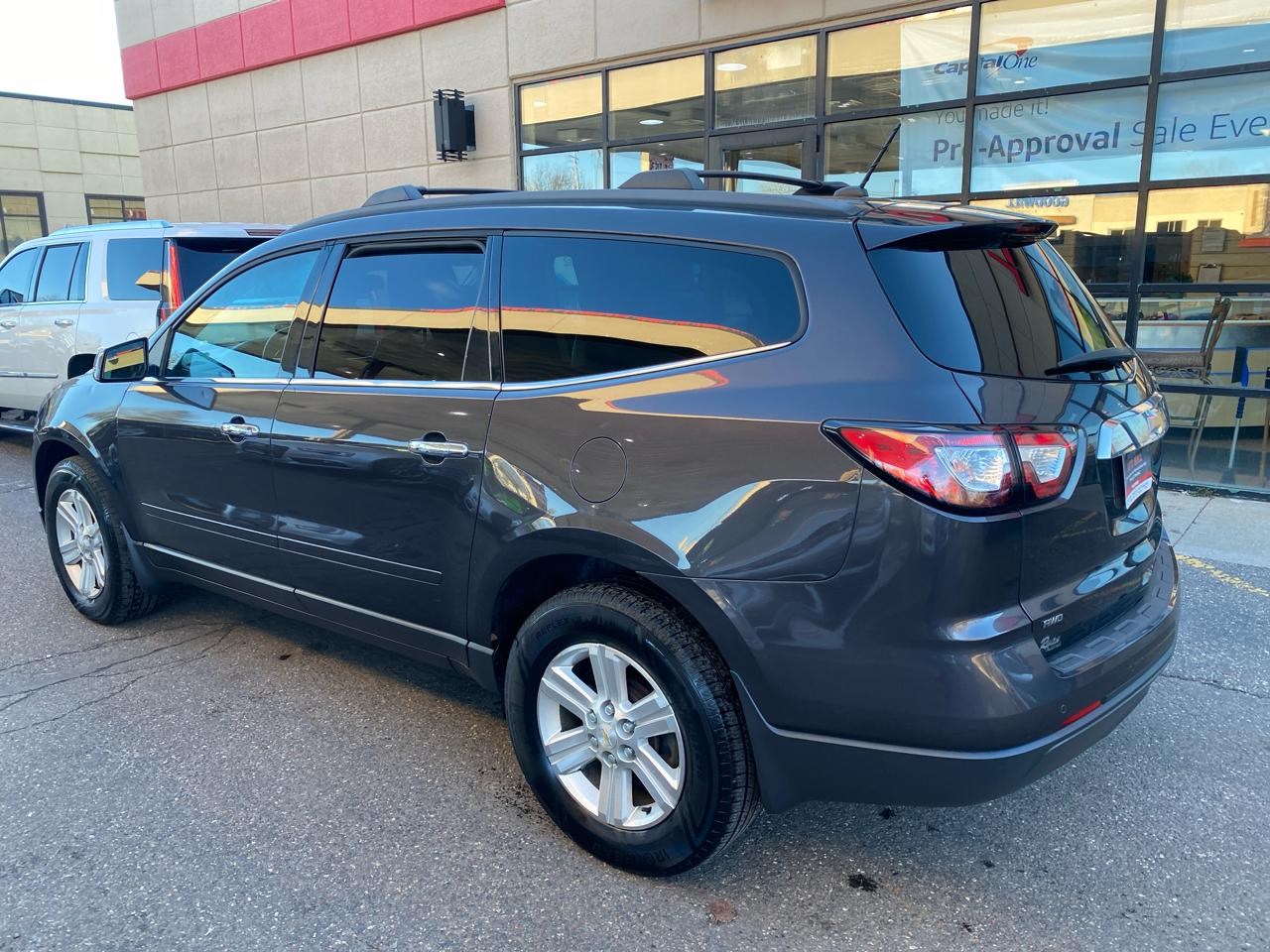 Chevrolet Traverse 2LT AWD 2013