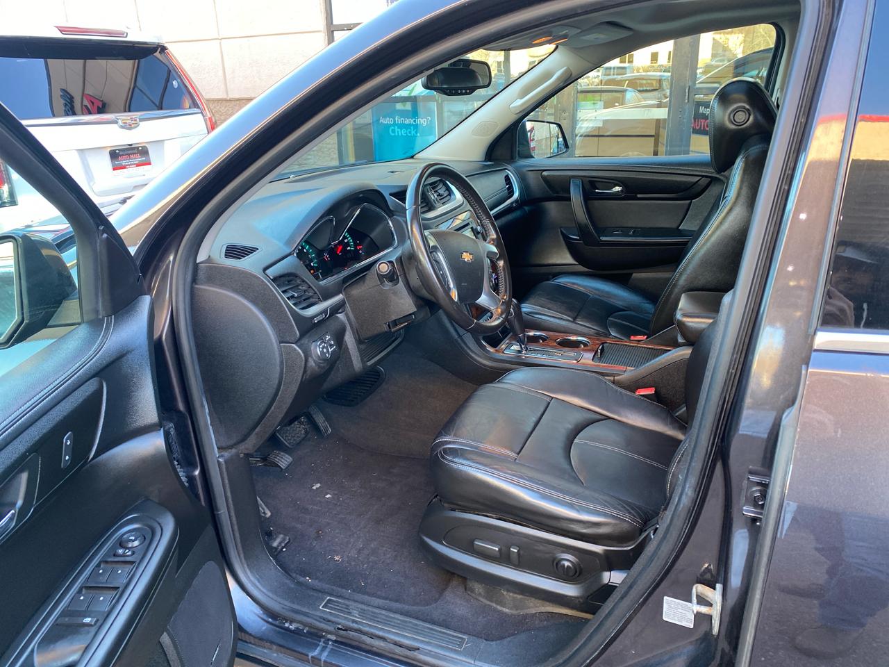 Chevrolet Traverse 2LT AWD 2013