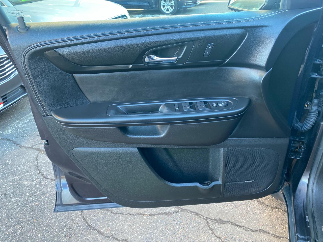 Chevrolet Traverse 2LT AWD 2013