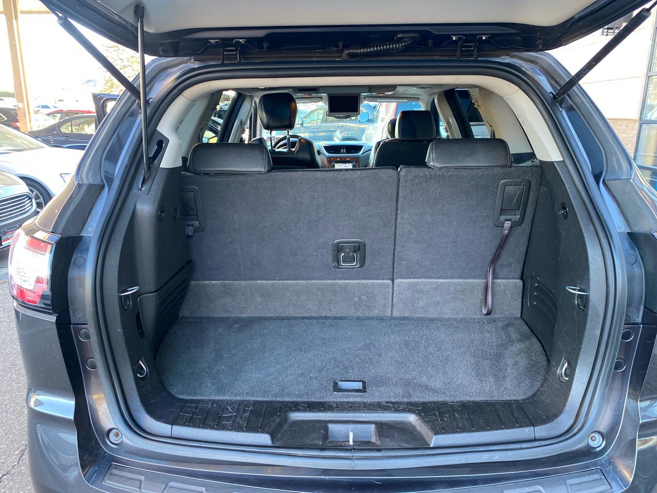 Chevrolet Traverse 2LT AWD 2013