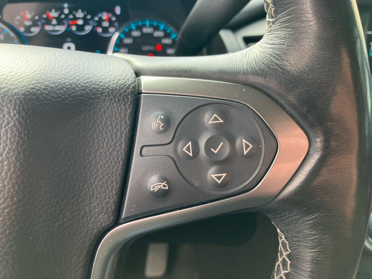 Chevrolet Suburban Premier 4WD 2017