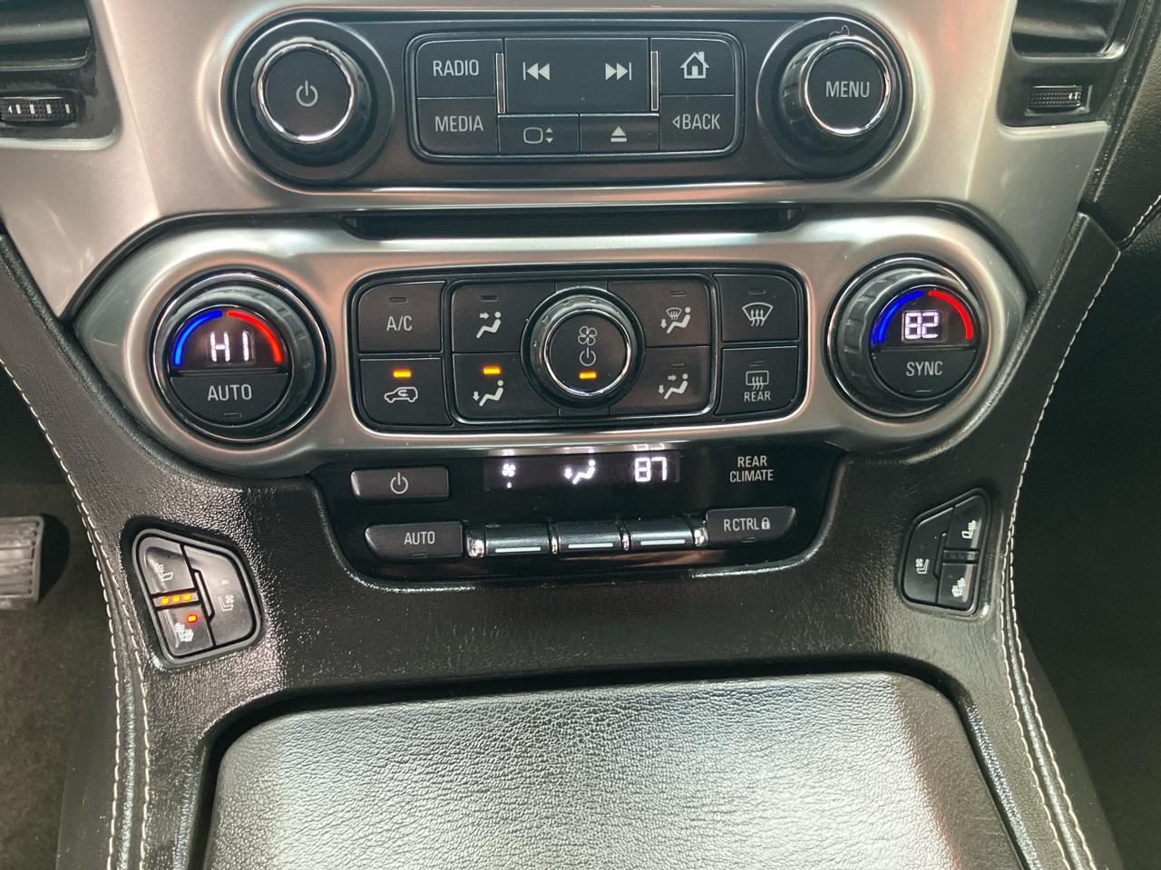 Chevrolet Suburban Premier 4WD 2017