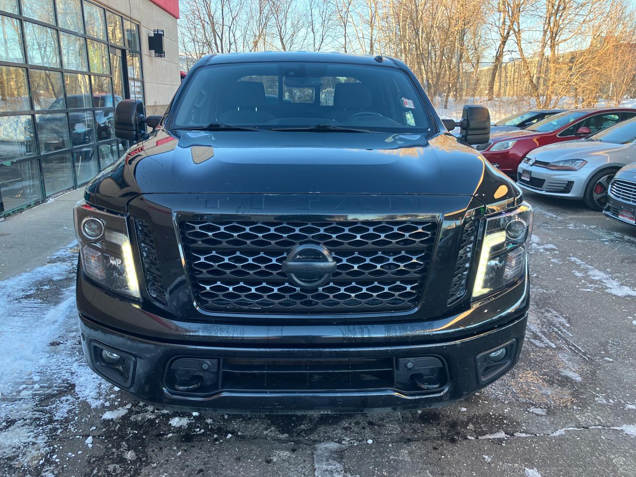 Nissan Titan SV 4WD 2019