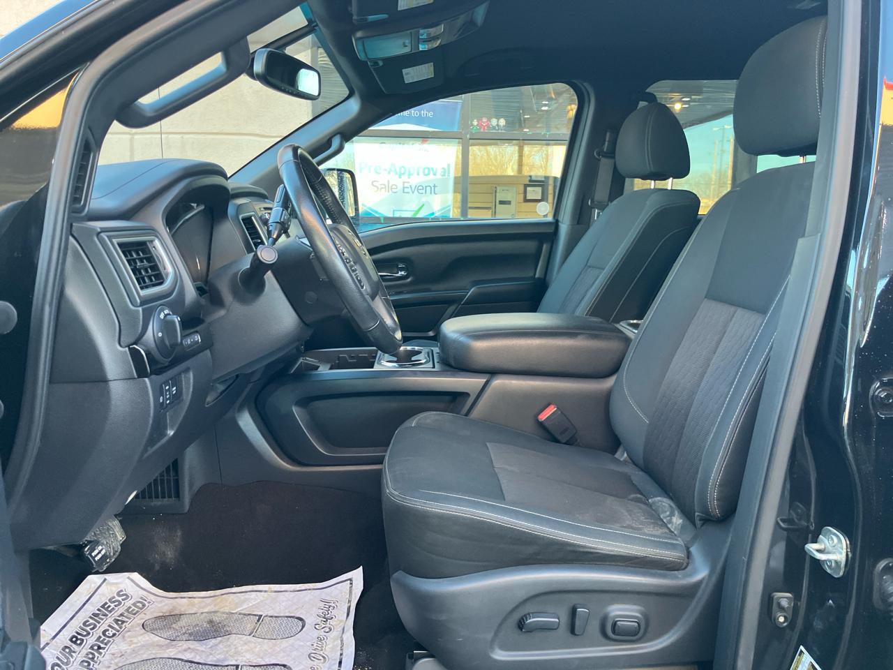 Nissan Titan SV 4WD 2019