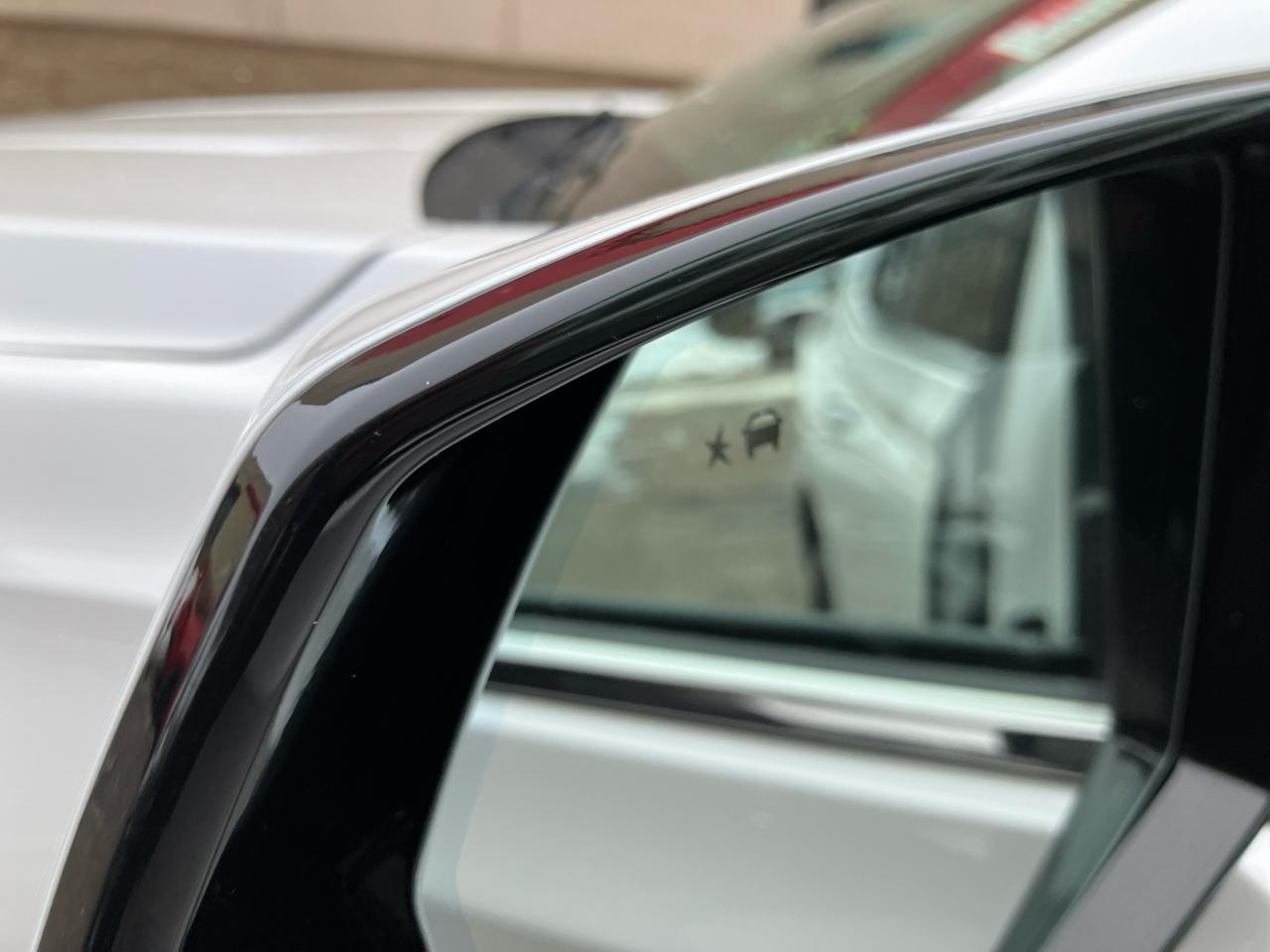 GMC Yukon Denali 4WD 2021