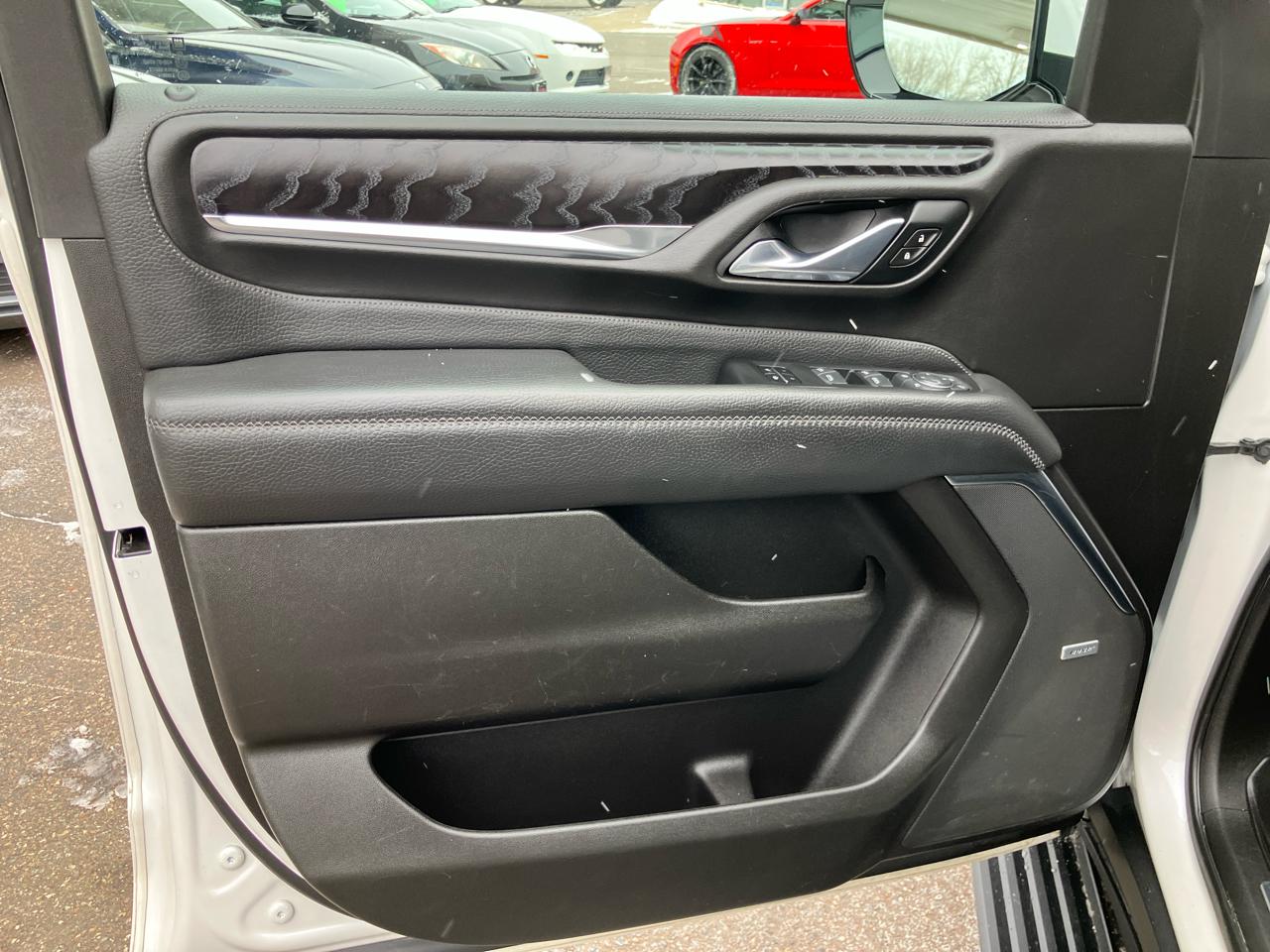 GMC Yukon Denali 4WD 2021