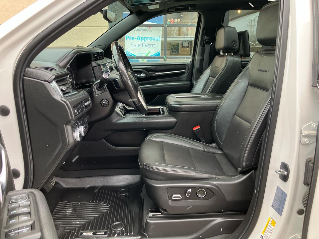 GMC Yukon Denali 4WD 2021