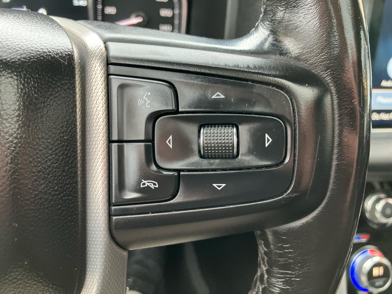 GMC Yukon Denali 4WD 2021