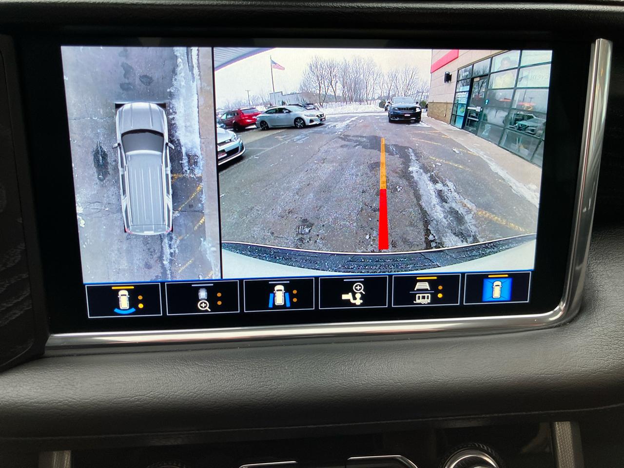 GMC Yukon Denali 4WD 2021