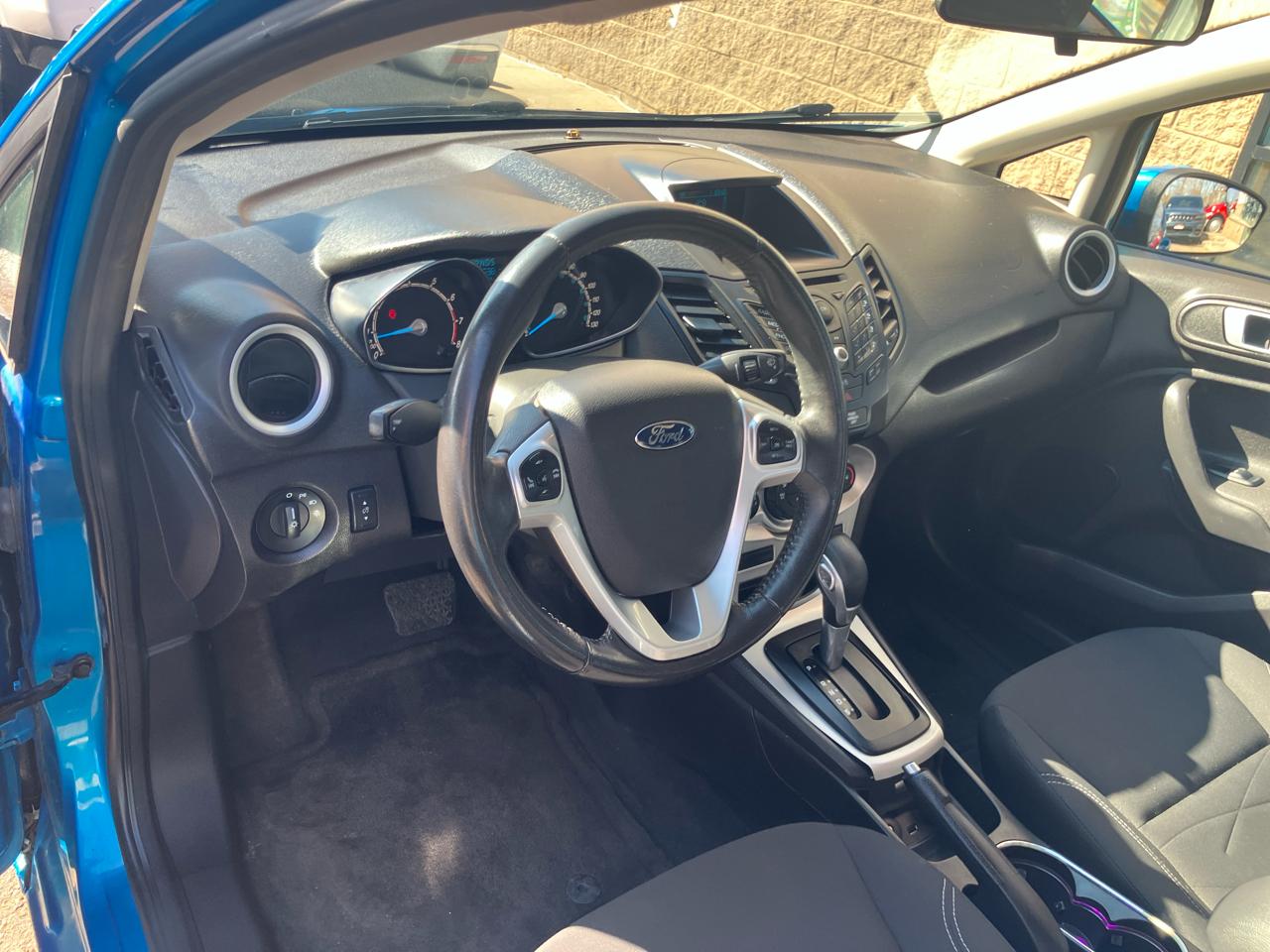 Ford Fiesta SE Sedan 2014