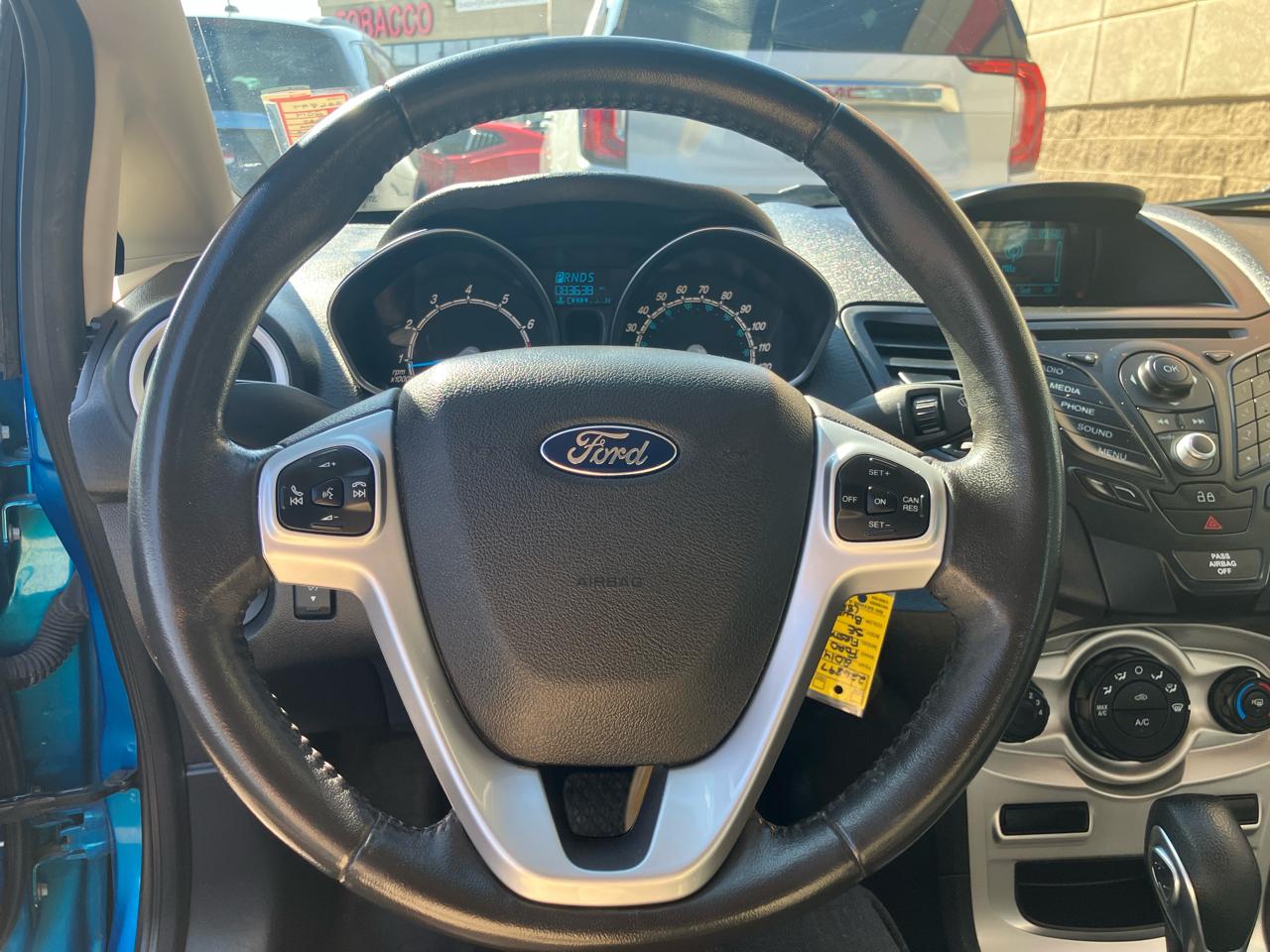 Ford Fiesta SE Sedan 2014