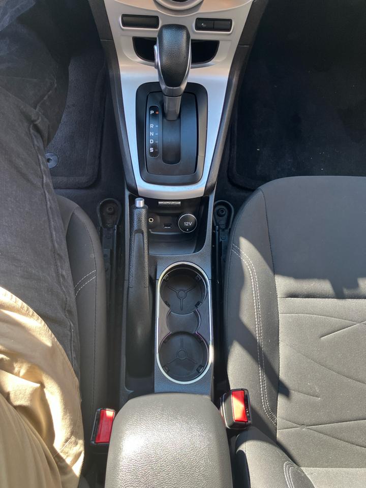 Ford Fiesta SE Sedan 2014