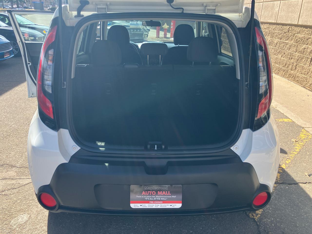 Kia Soul Base 6A 2016