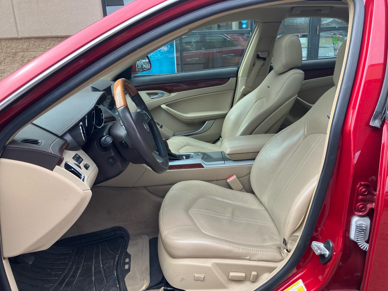 Cadillac CTS 3.6L Premium AWD w/Navi 2011