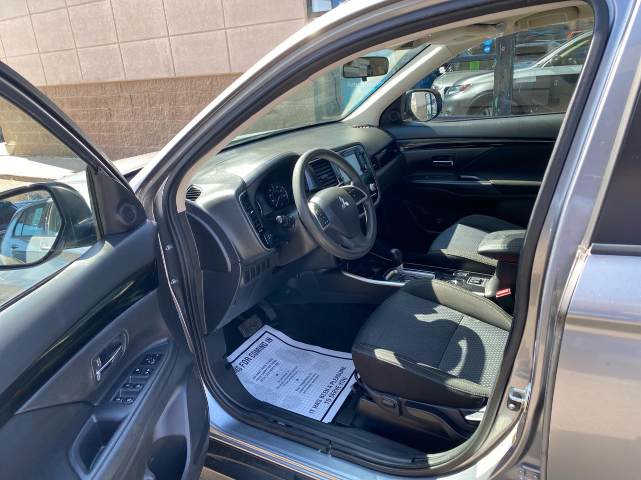 Mitsubishi Outlander SEL AWD 2020