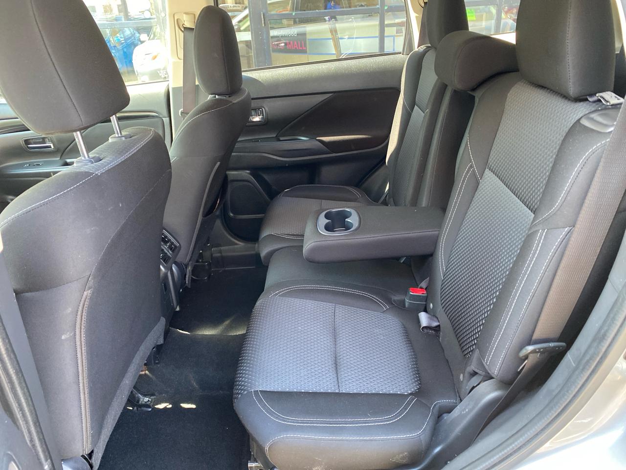 Mitsubishi Outlander SEL AWD 2020