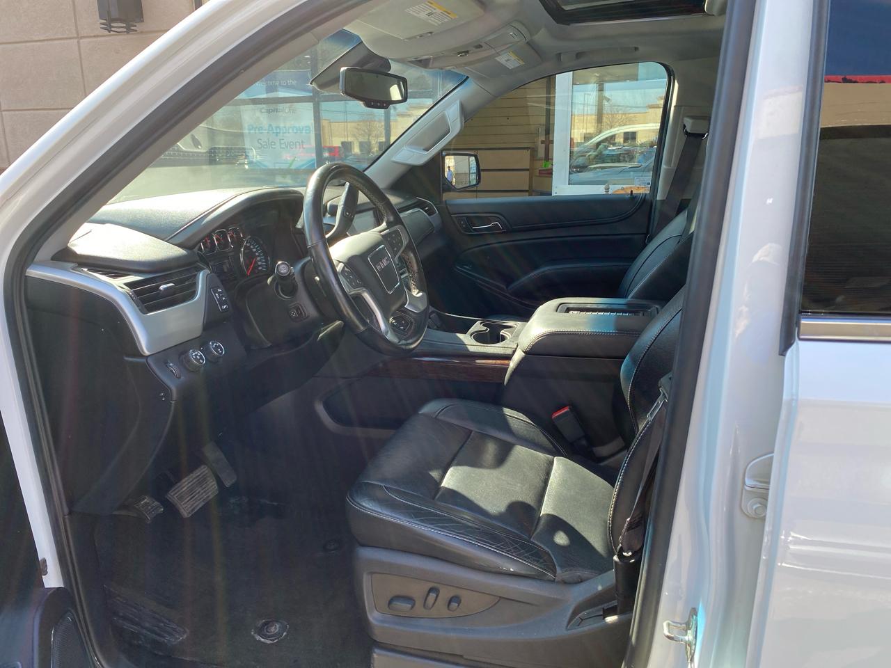 GMC Yukon XL SLT 4WD 2017