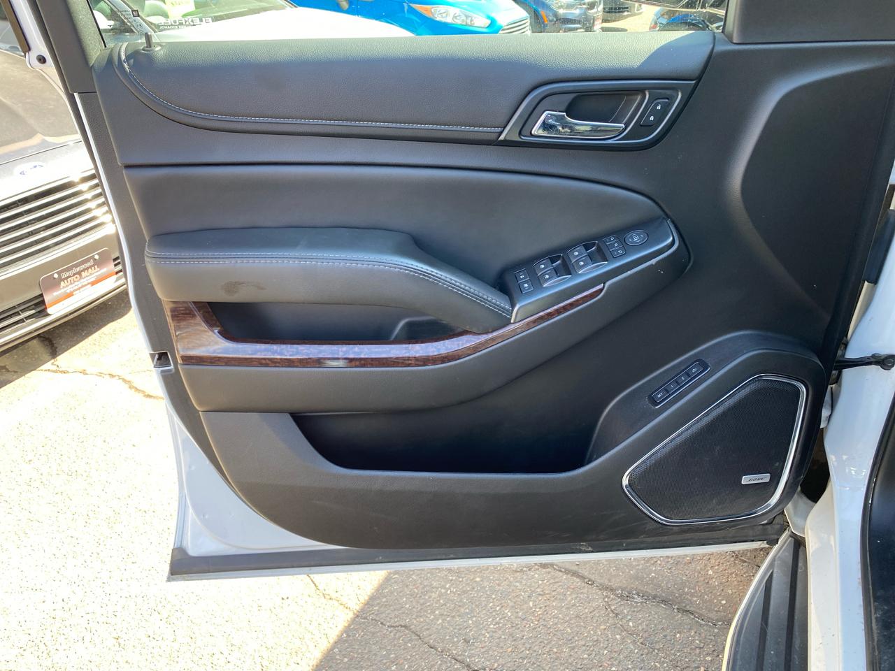 GMC Yukon XL SLT 4WD 2017