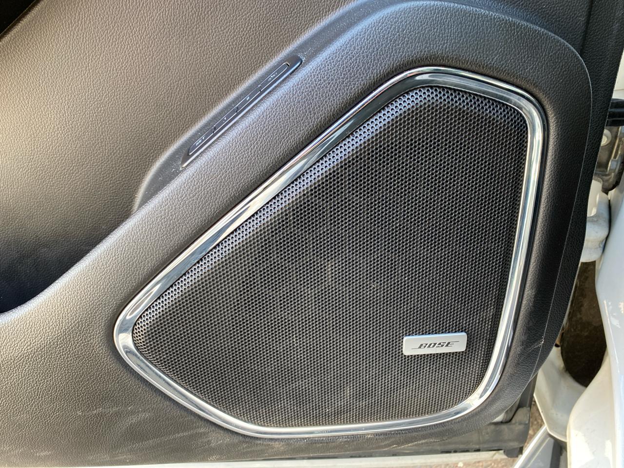 GMC Yukon XL SLT 4WD 2017