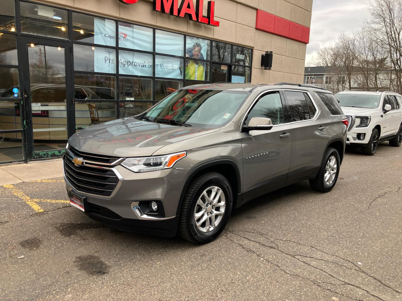 2019 Chevrolet Traverse LT Cloth FWD