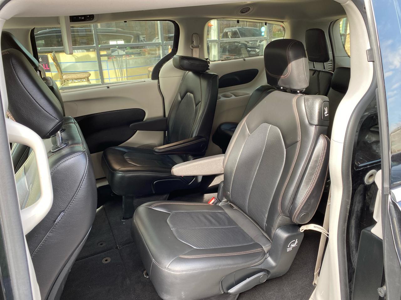Chrysler Pacifica Touring-L 2018