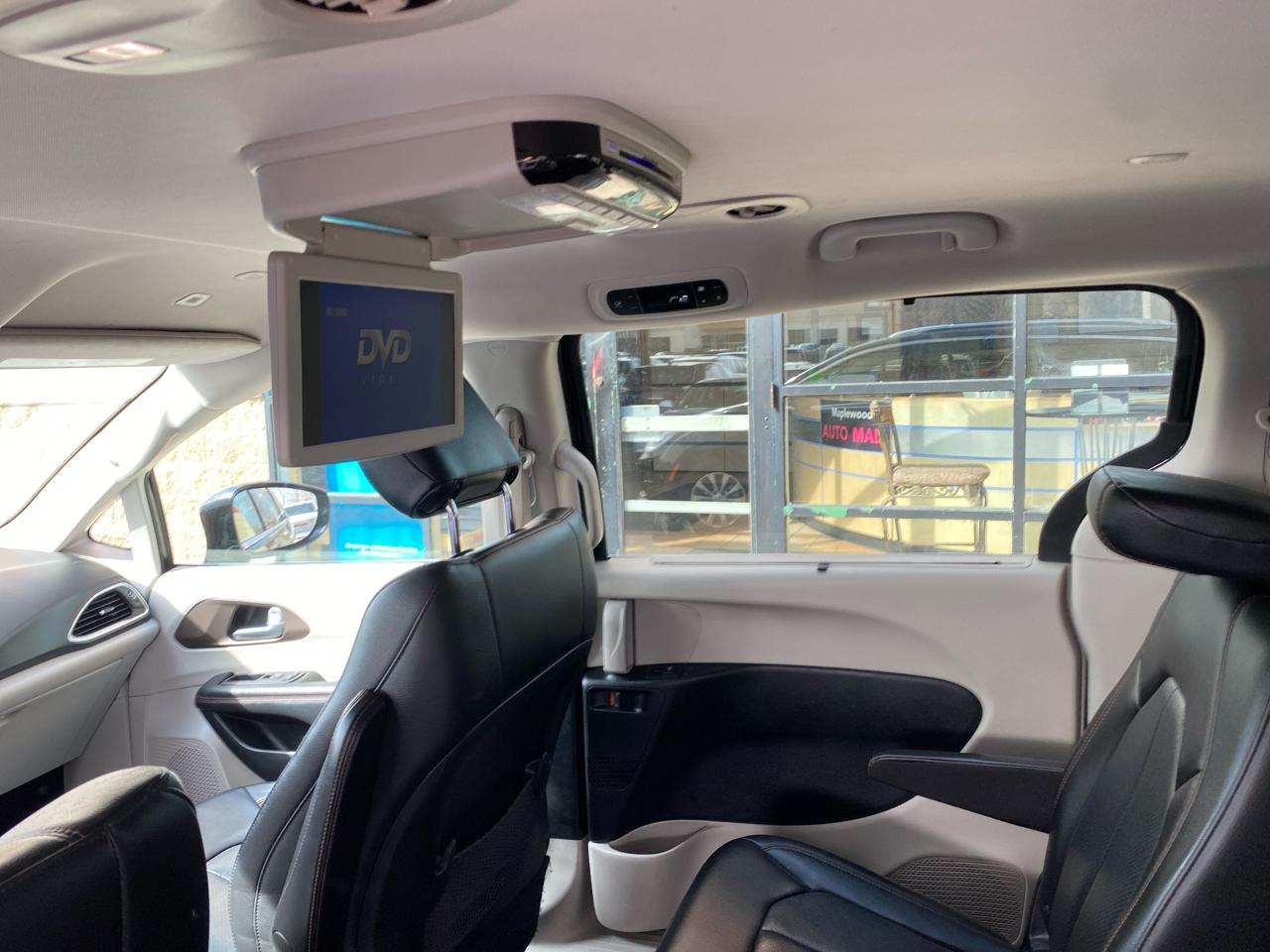 Chrysler Pacifica Touring-L 2018