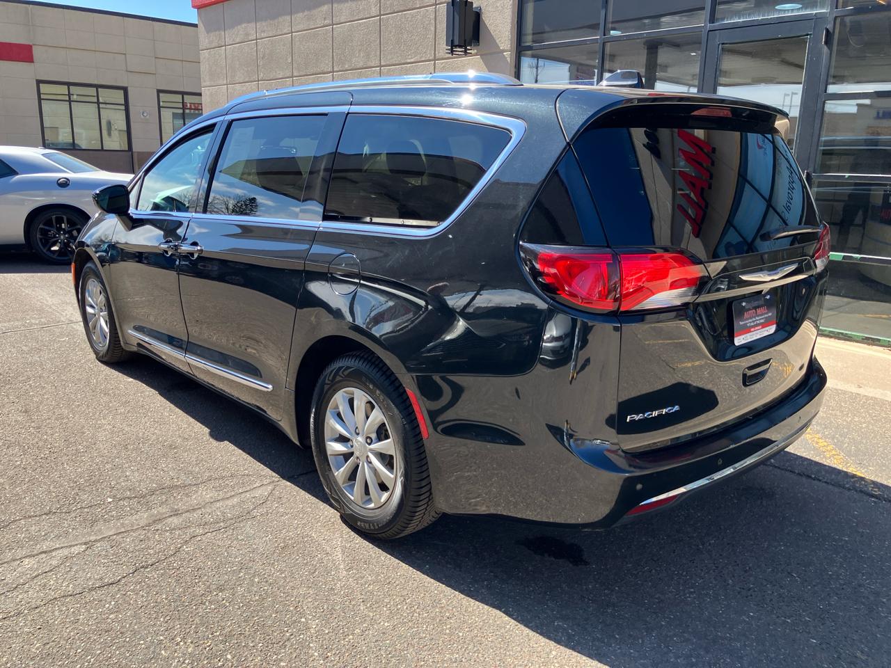 Chrysler Pacifica Touring-L 2018