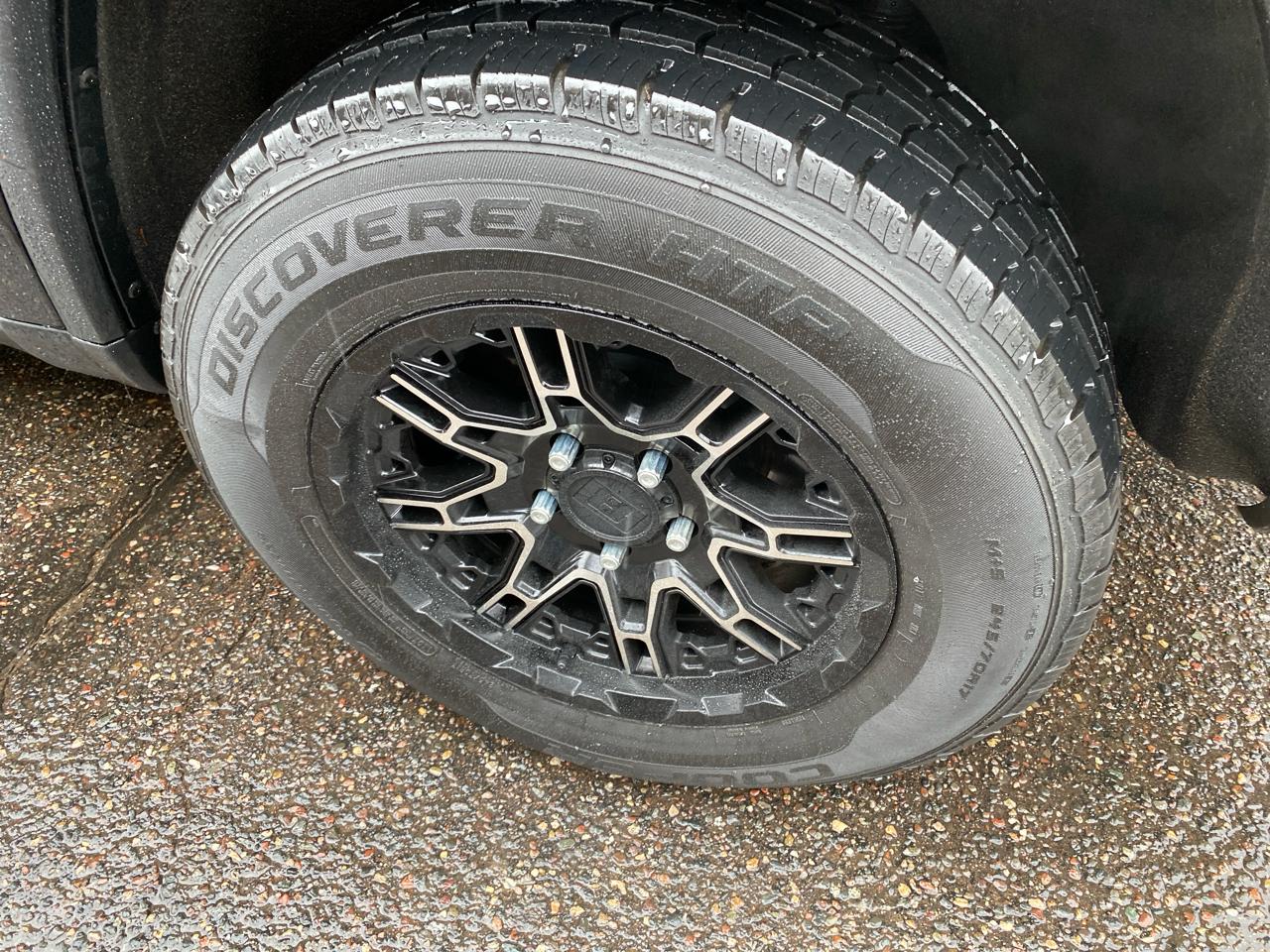 Jeep Grand Cherokee Laredo 4WD 2013