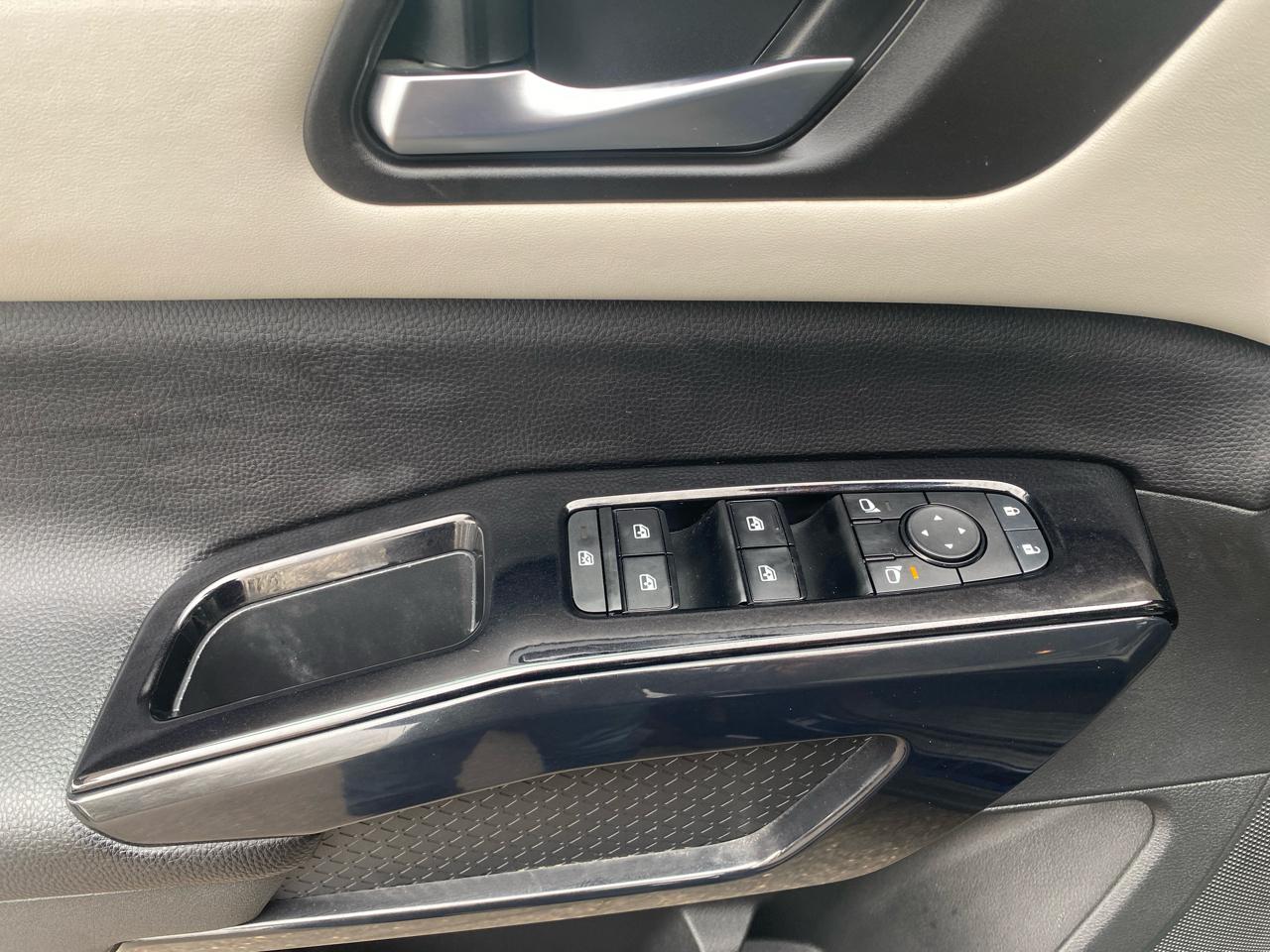 Nissan Pathfinder SV 4WD 2022