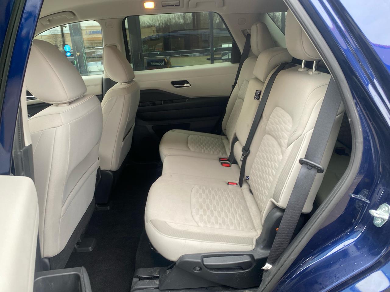 Nissan Pathfinder SV 4WD 2022