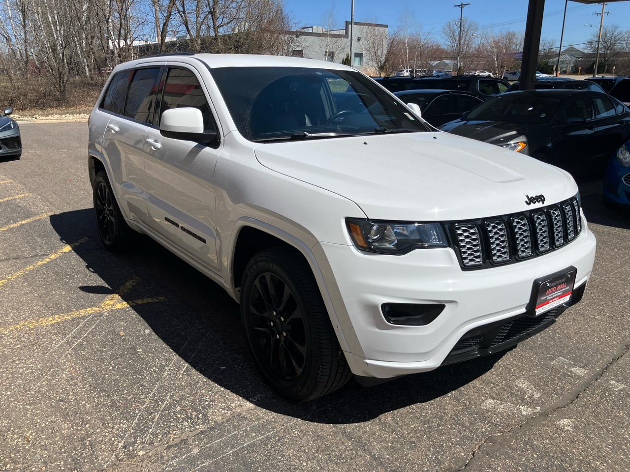 Jeep Grand Cherokee Laredo 4WD 2020