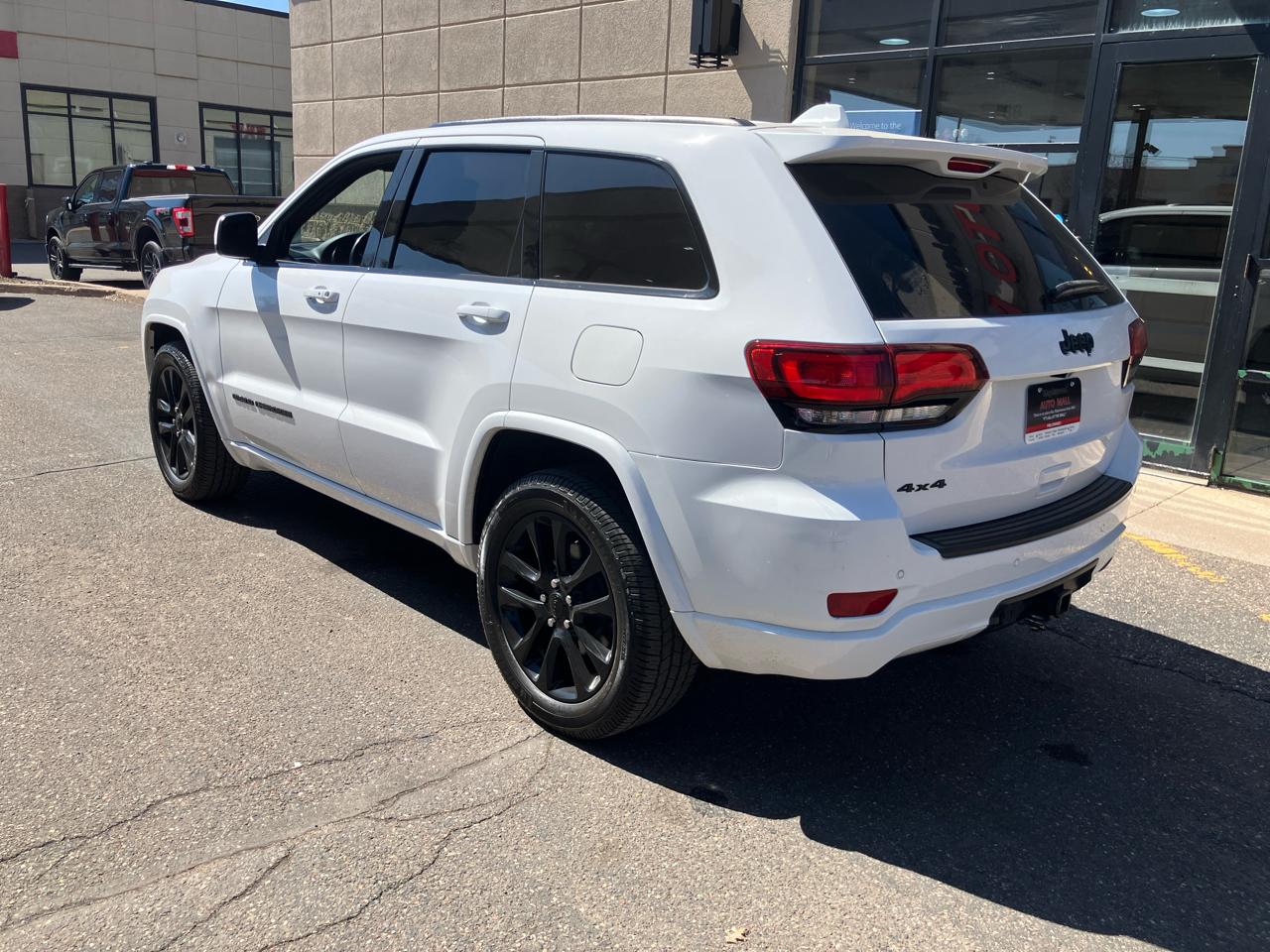 Jeep Grand Cherokee Laredo 4WD 2020