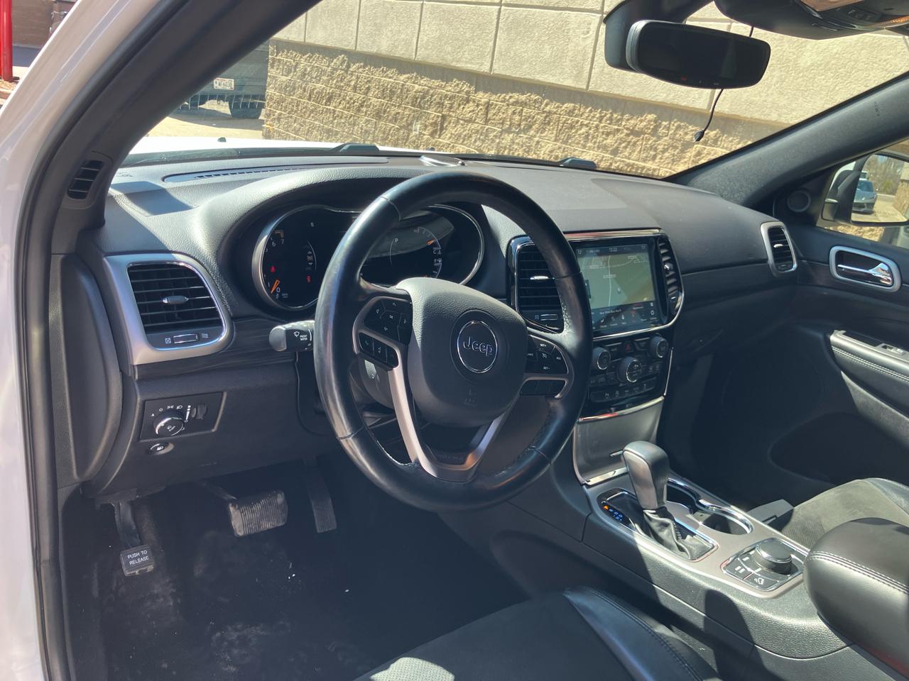 Jeep Grand Cherokee Laredo 4WD 2020