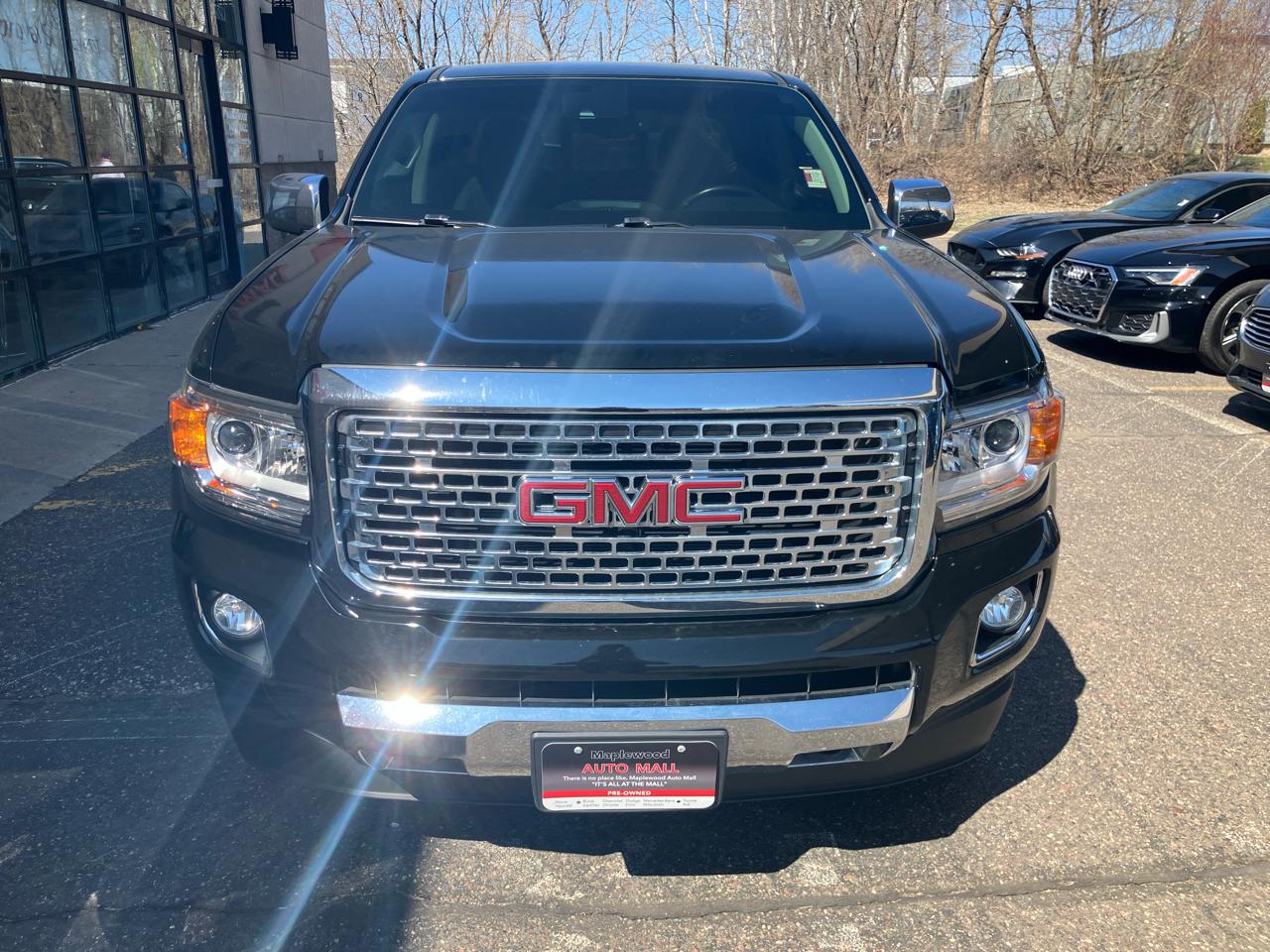 GMC Canyon Denali Crew Cab 4WD Long Box 2018