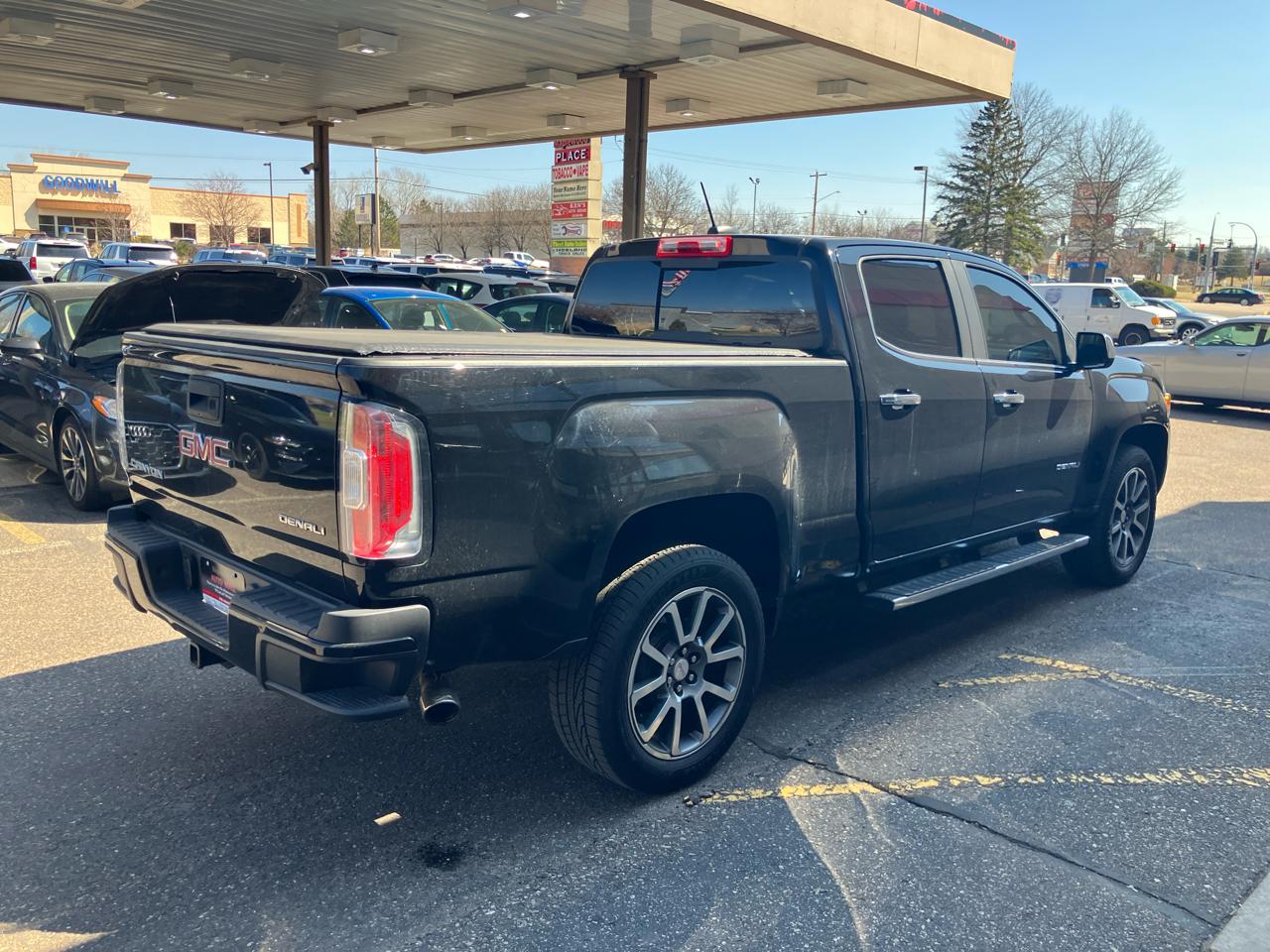 GMC Canyon Denali Crew Cab 4WD Long Box 2018