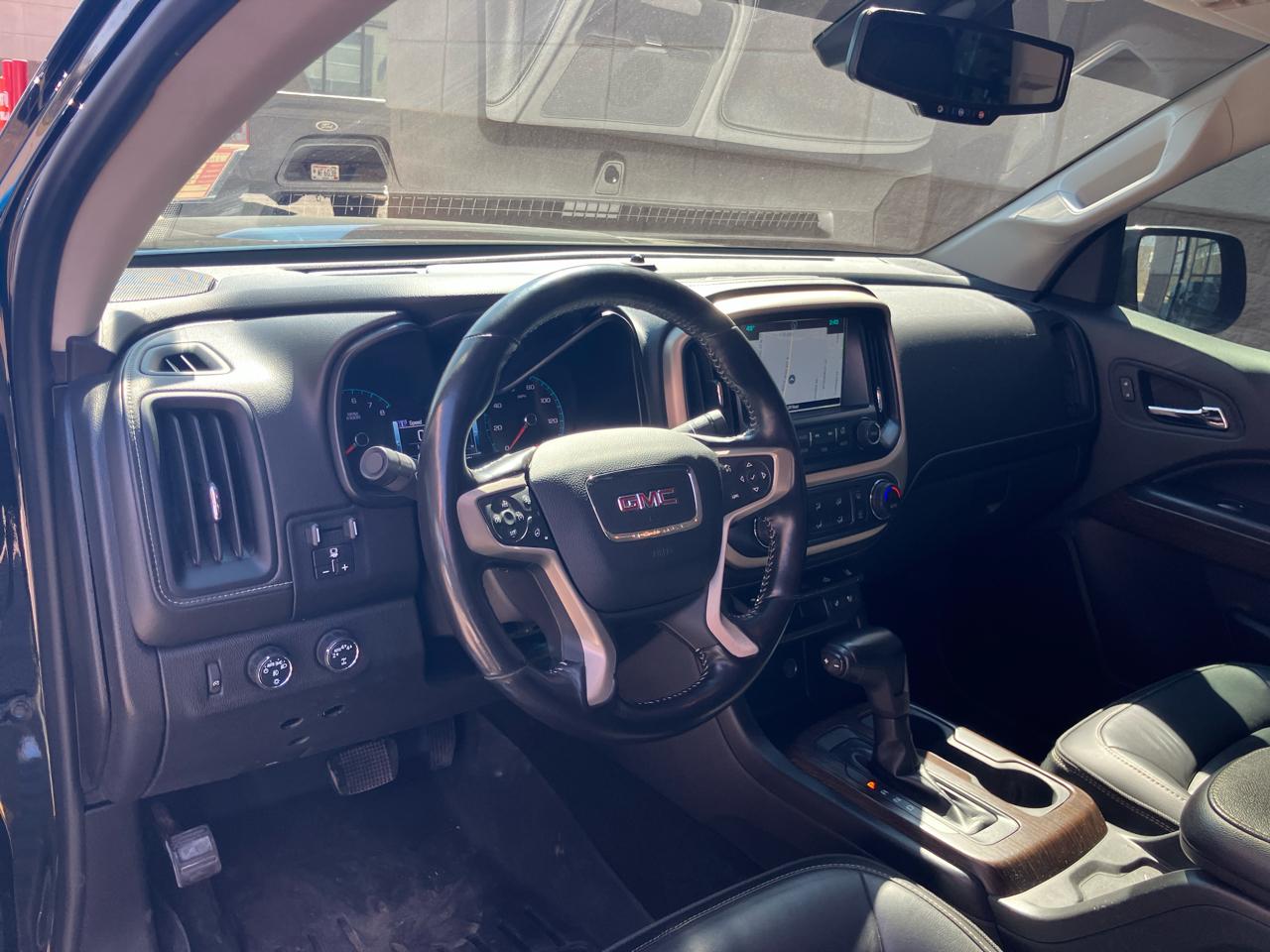 GMC Canyon Denali Crew Cab 4WD Long Box 2018