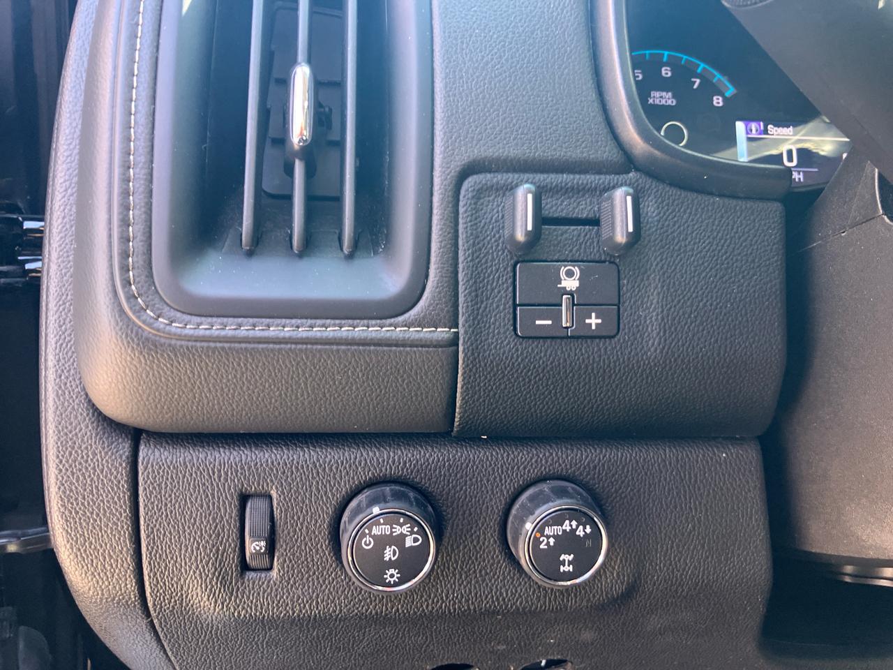 GMC Canyon Denali Crew Cab 4WD Long Box 2018